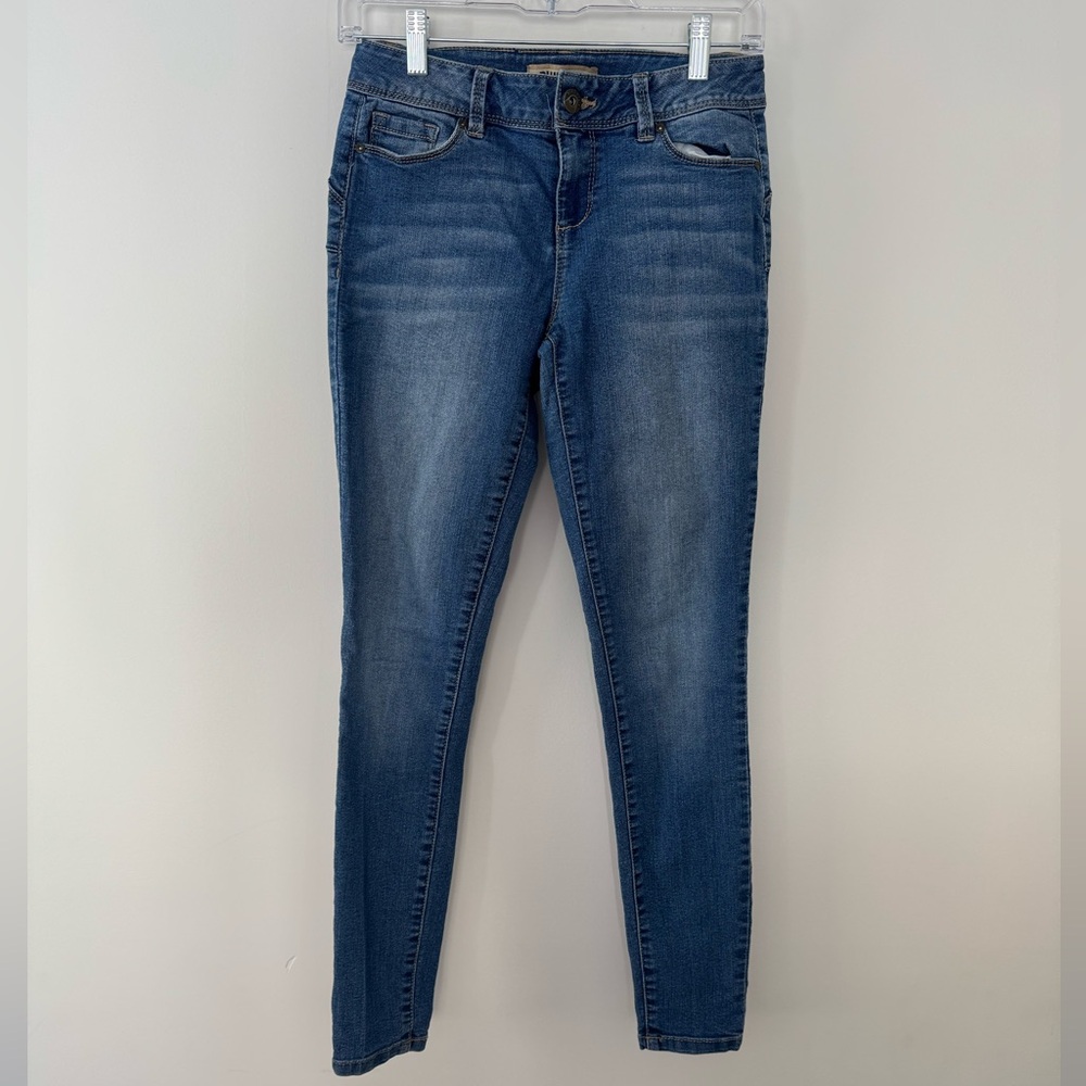 Blue Spice Women’s Size 5 Low Rise Skinny Jeans